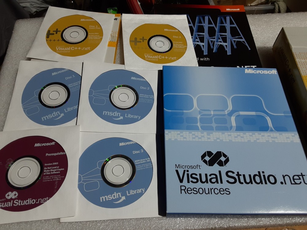 Microsoft Visual C++ .NET Standard 2003