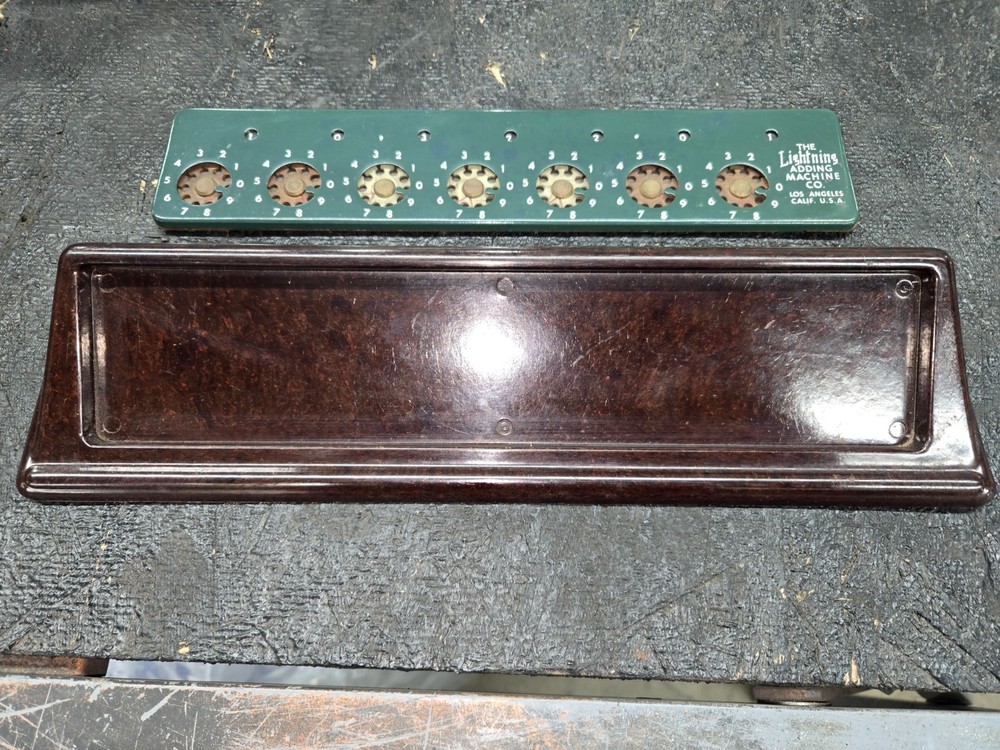 VTG The Lightning Adding Machine Co