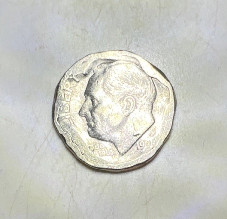 1994-P 10C Roosevelt Dime Error Coin with Visible Minting Defect 2.3g