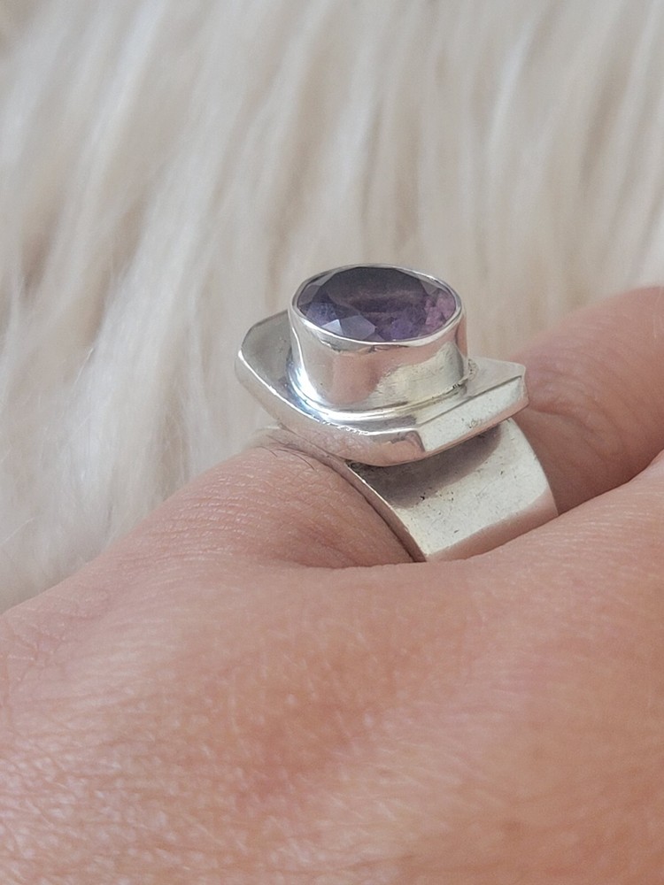 925 solid Sterling Silver & amethyst handmade ring size 6