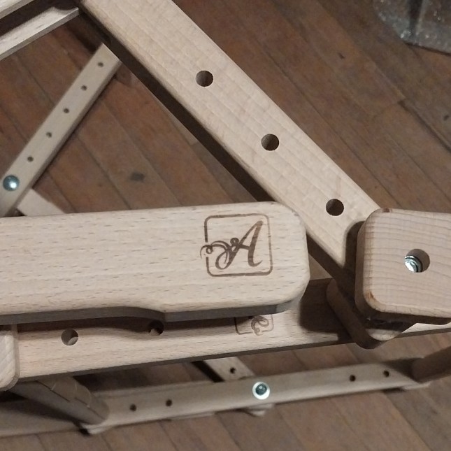 Wooden Rectangular Scroll Frame 24" with Adjusting Screw for Embroidery