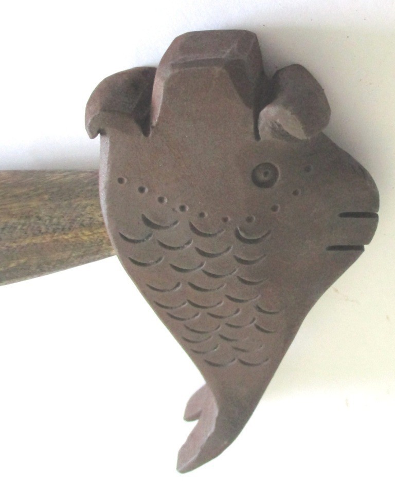 ANTIQUE OLD CLAW HAMMER TOOL FISH SHAPE UNUSUAL RARE
