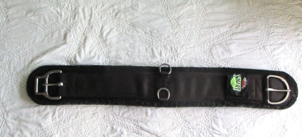 32" WEAVER SMART CINCH BROWN WITH FELT BACK