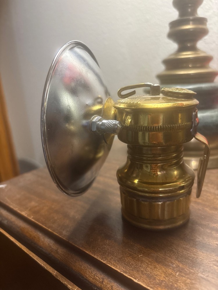 carbide lamp