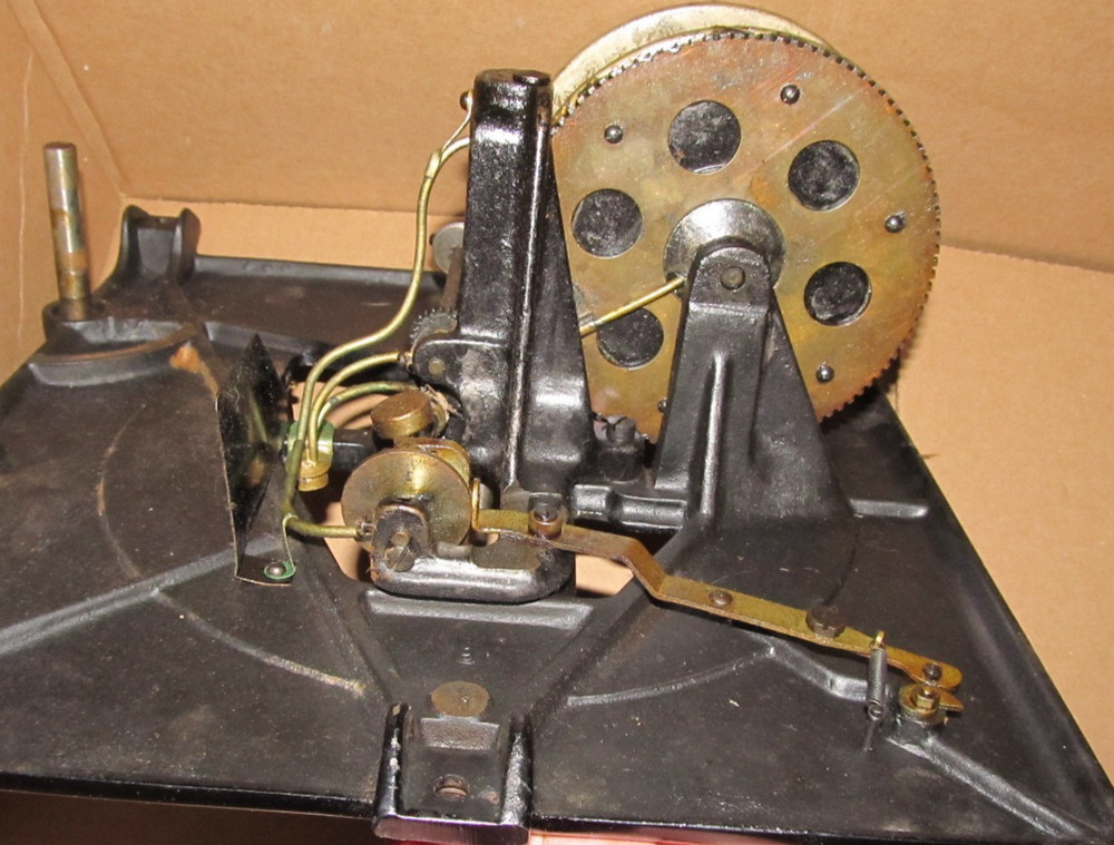 Edison Diamond Disc C-19 Phonograph Motor w/Deck Tested! Good Working Condition!