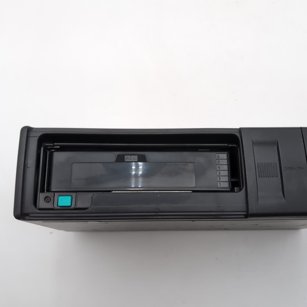 1995 - 2003 BMW 540i E39 6 Disc Insert CD Changer Player Unit 1469404