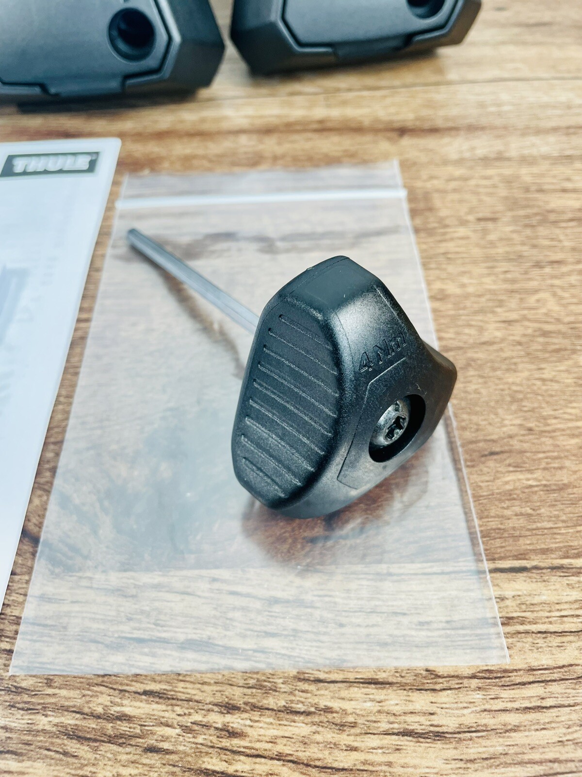 Thule Evo Raised Rail Foot Pack 710405 (New/Repackaged) + Free Thule Metal Locks