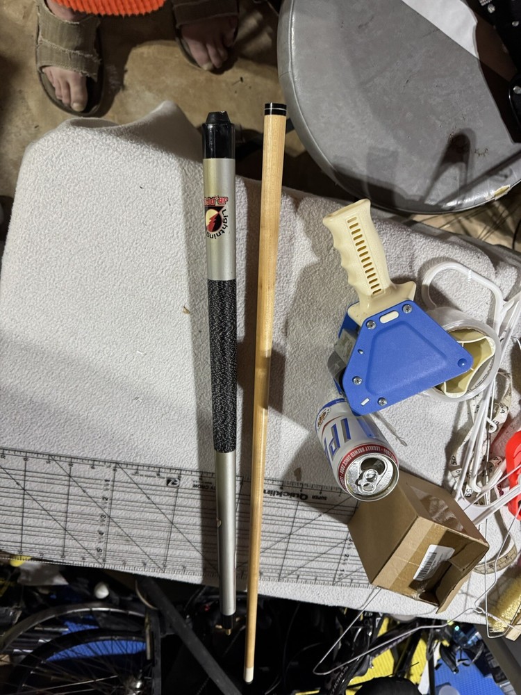 53in Lightning Pro Jr Pool Cue And Case