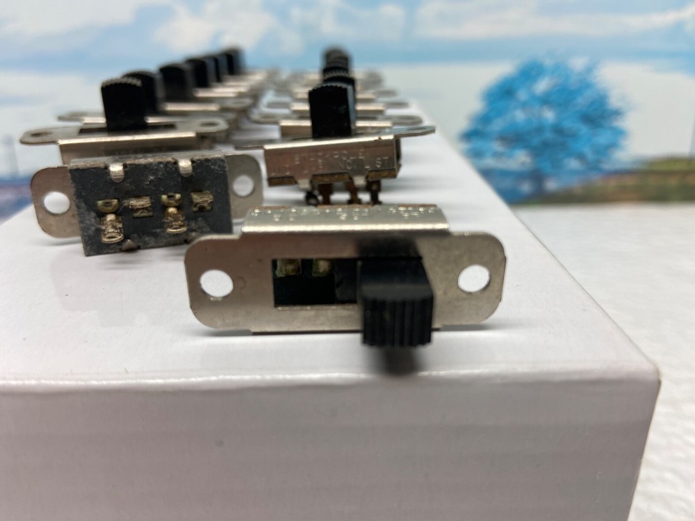 STACKPOLE 4 TERMINAL PANEL MOUNT SWITCH ~ 1A/125VAC 3A 250VAC ~ 16 PIECE LOT