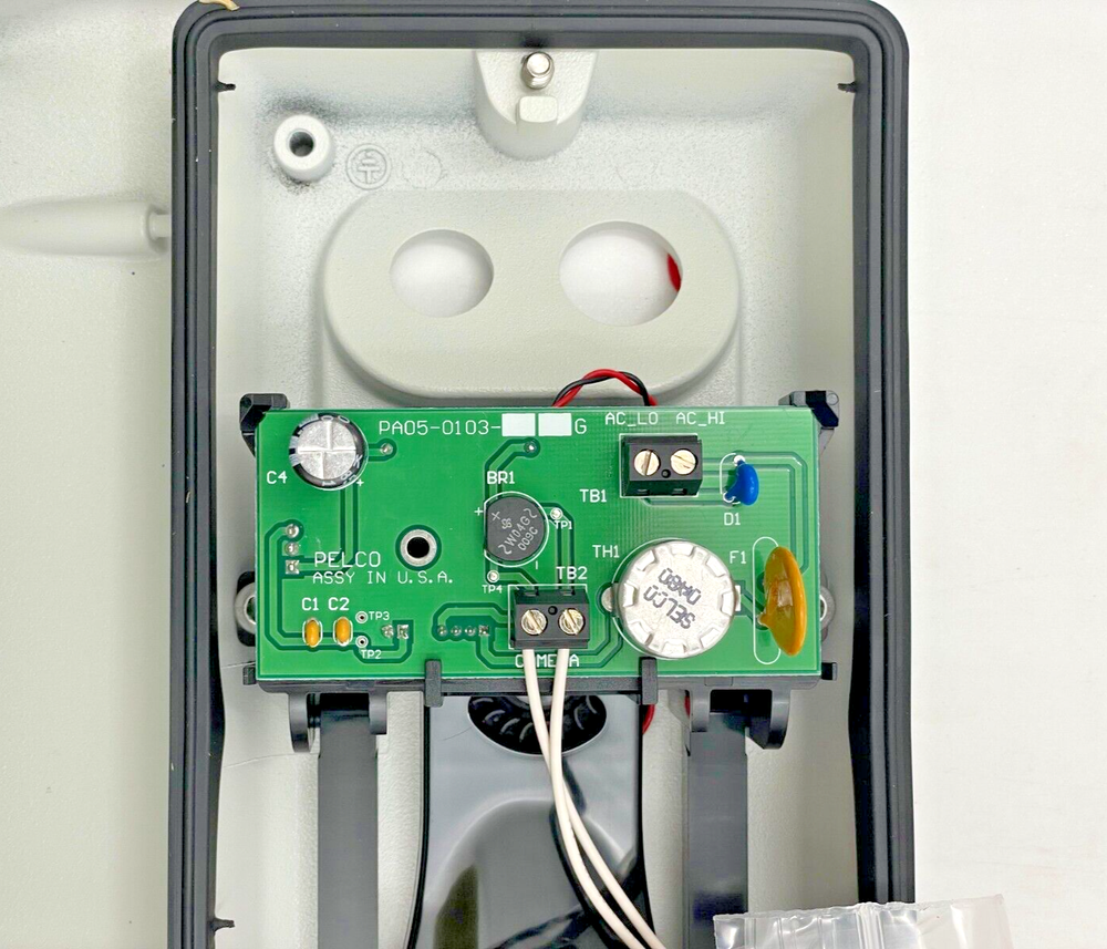 PELCO EH1512-2C100N- 6X Camera