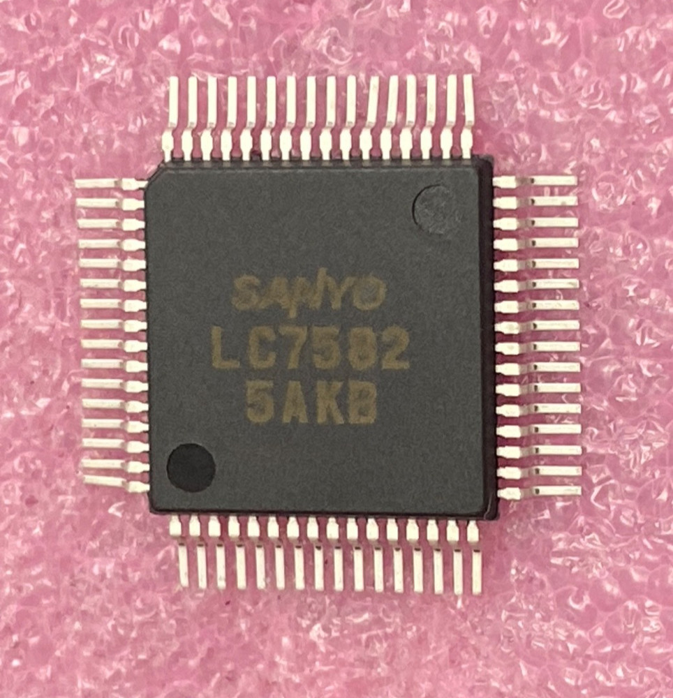 Sanyo LC7582 LCD Driver integrated Circuit SOIC64