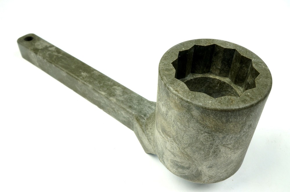 1 11/16" Electrical Box Deep Socket Wrench, Insuated offset single head 12 Pt