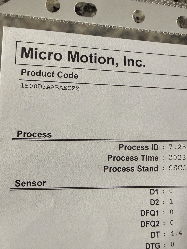 Micro Motion 1500D3AABAEZZZ Mass Flow Controller with Accessories