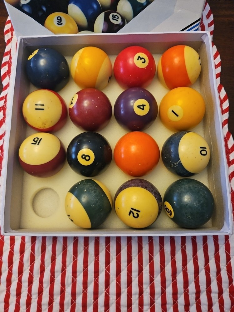 Miserak Billiards Pool Ball Set