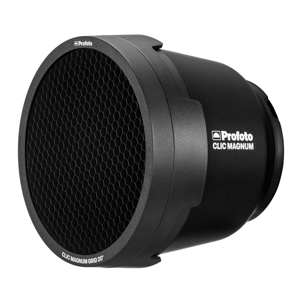 Profoto Clic Magnum Reflector with a Protective Case
