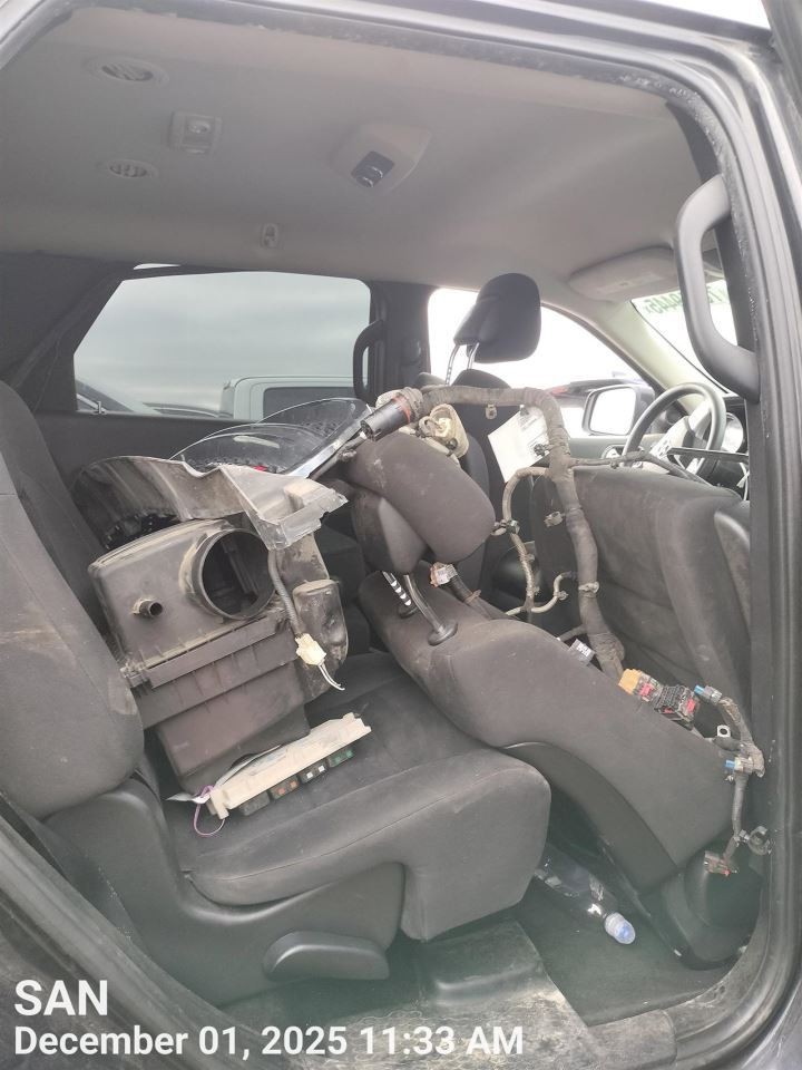DISPLAY AND RECEIVER OEM 2013 DODGE DURANGO 1YR WRNTY