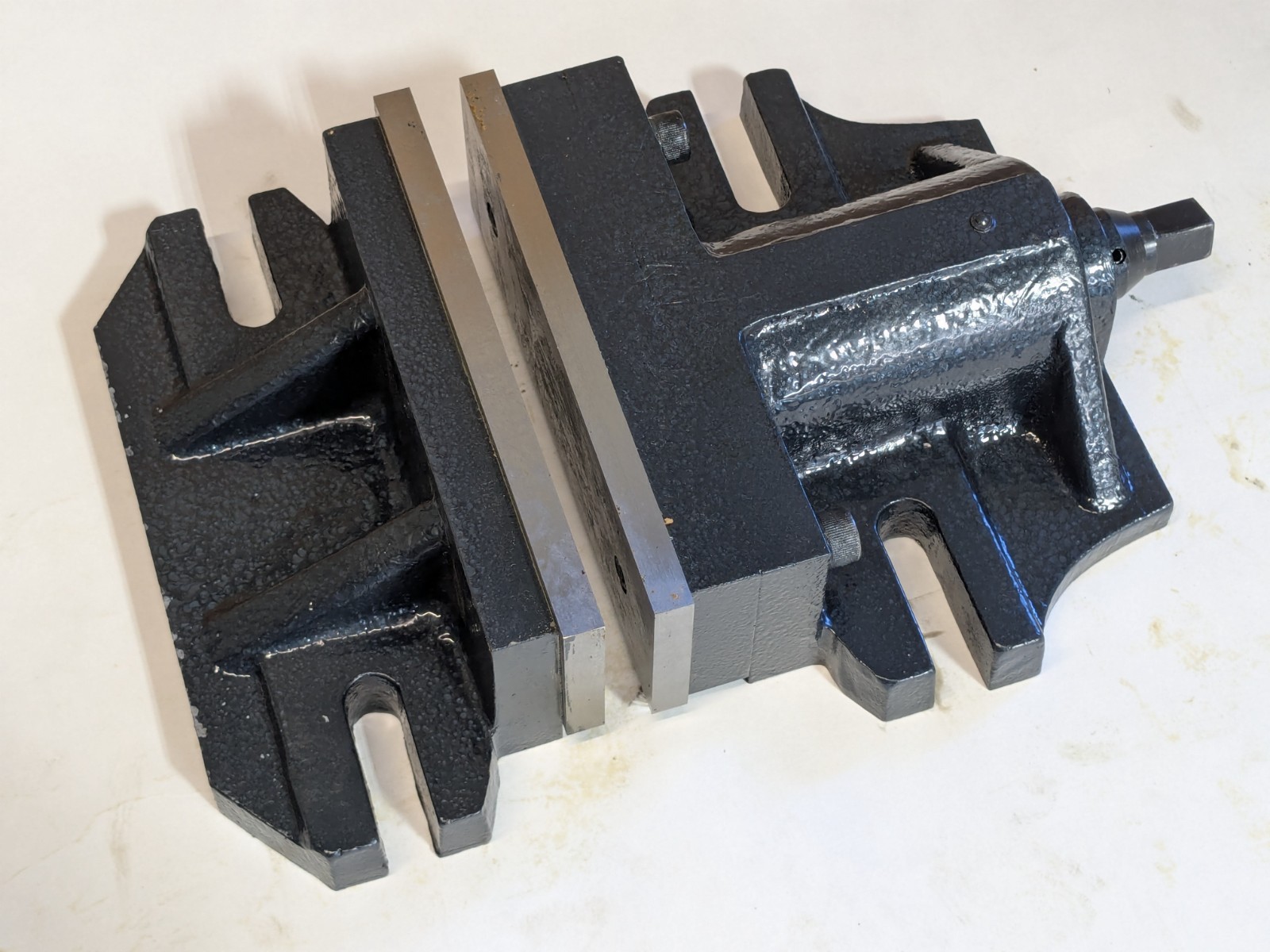 Quick Clamp 2-Piece Milling Machine Vise 8" Jaw Width 2-3/4" Jaw Height