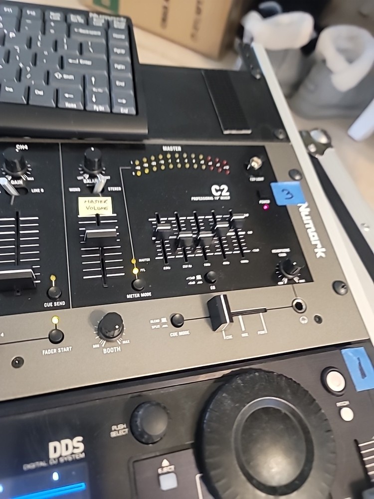 Vintage Numark Professional Dj Mixer C2-DMC 2 Software controller Pro-Case