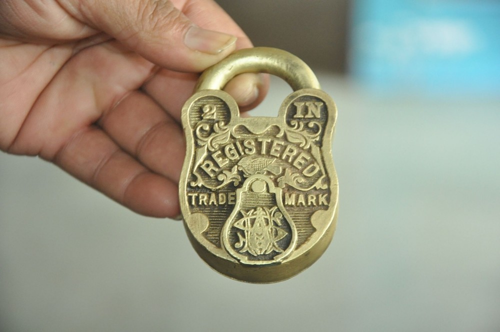 2 Pc Vintage Solid Bird & Lines Engraved Handcrafted Brass Padlocks