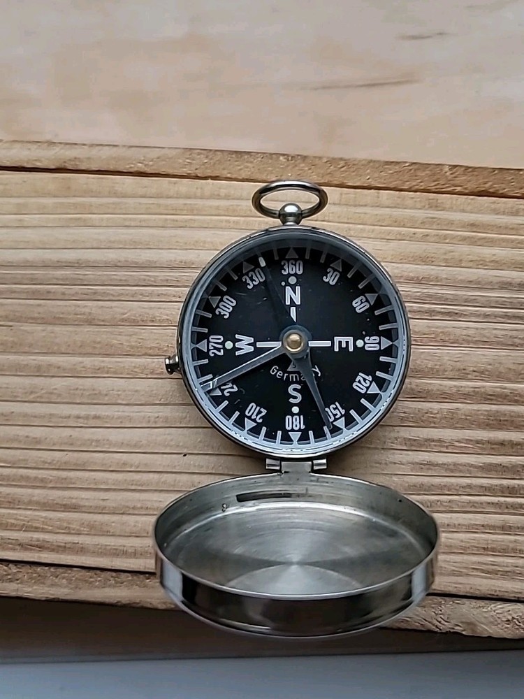 Germany Souvenir POCKET COMPASS Camping Hiking Scouting