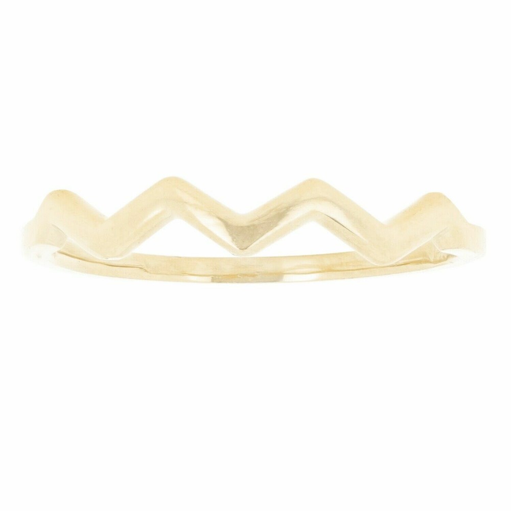 14k Yellow Gold  Stackable Wave  Ring 1.4 grams Size 6.75
