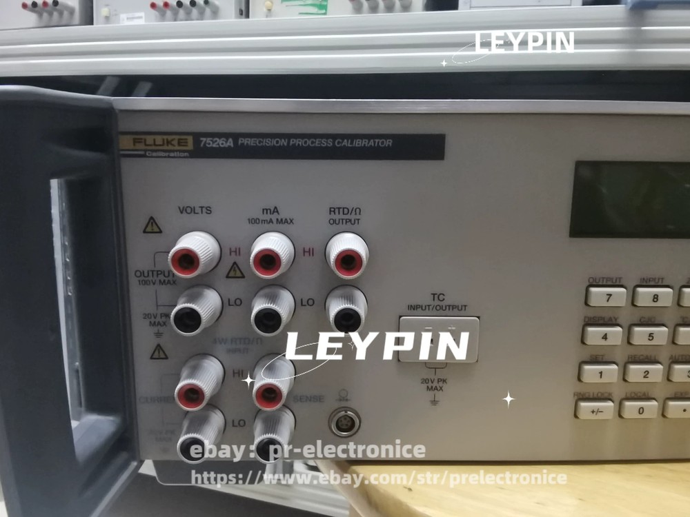 FLUKE 7526A multifunctional calibrator/#ic
