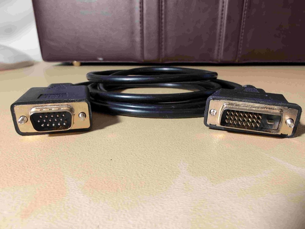 DVI-D Dual Link to VGA cable 6ft