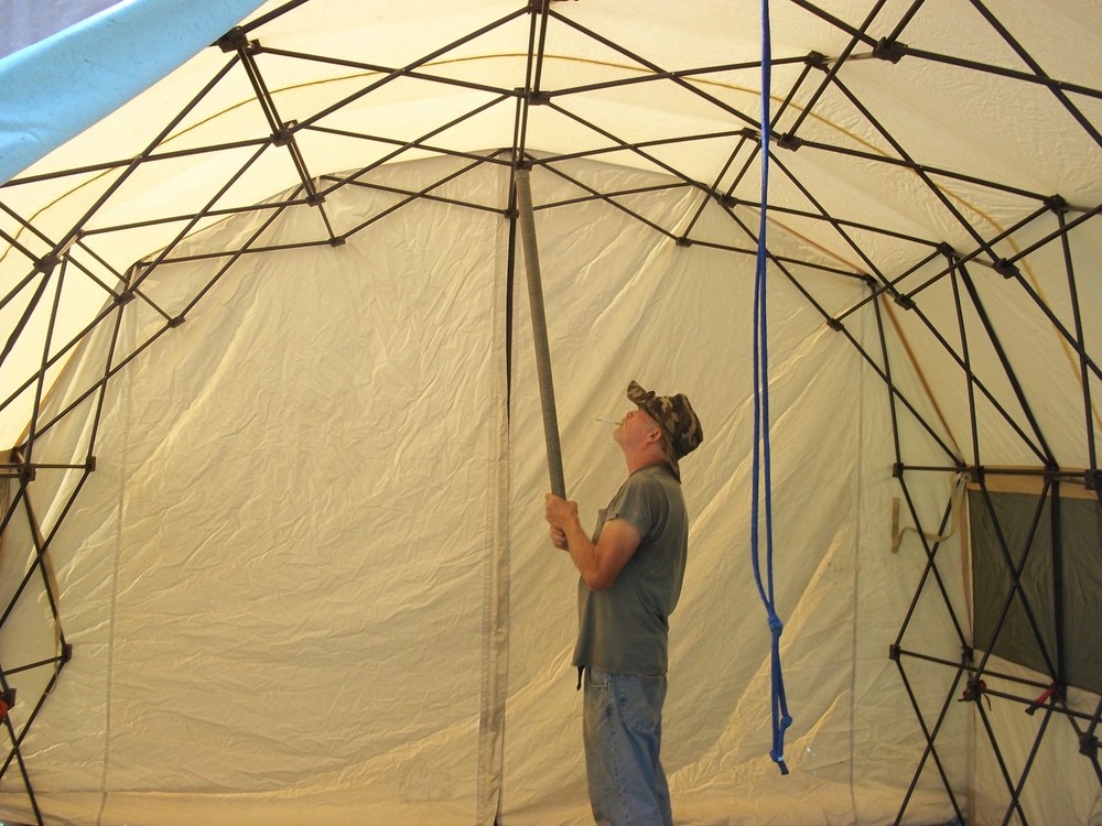 ONE....MILITARY SURPLUS QUICK-E FIRST RESPONSE SHELTER TENT FLEX HUB PART ARMY