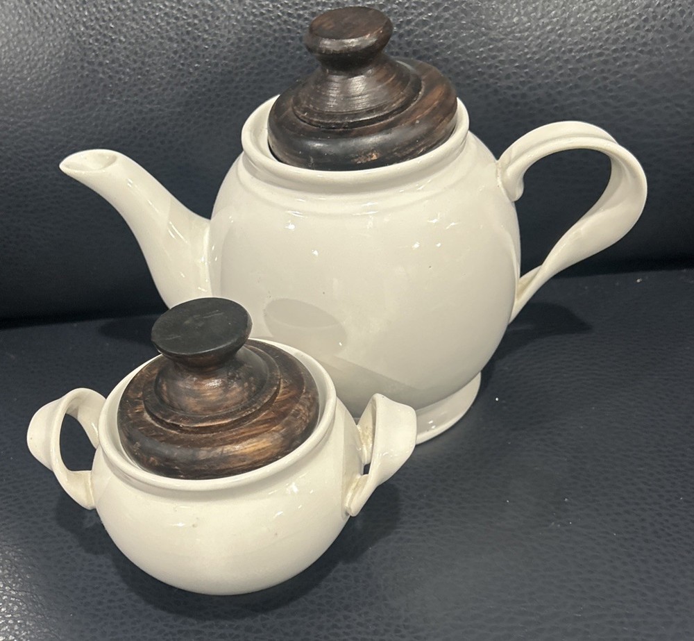 Ceramic Tea Pot And Sugar Bowl