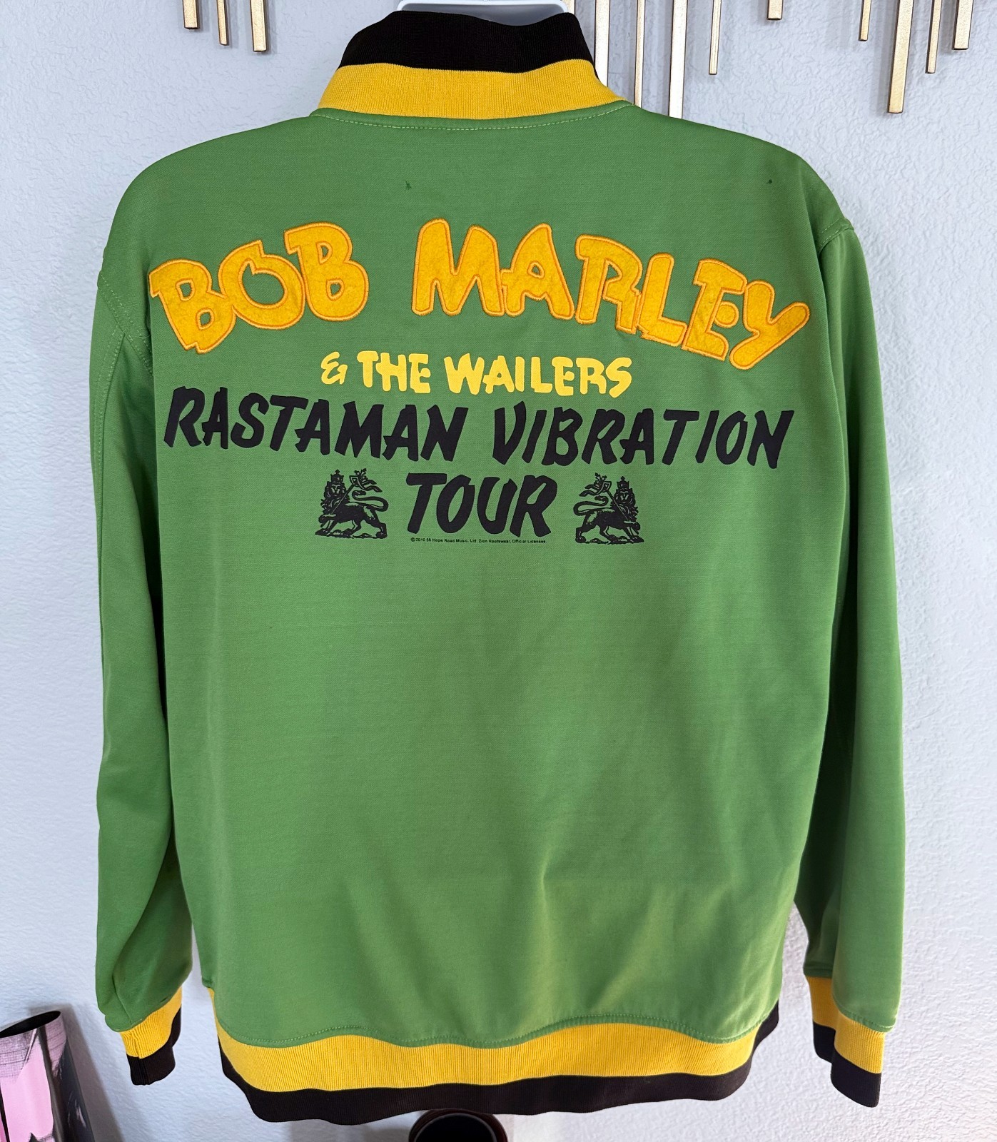 BOB MARLEY & the WAILERS RASTAMAN CATCH A FIRE GREEN JACKET VIBRATION TOUR SZ XL