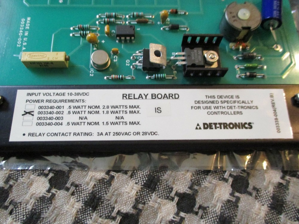 NEW 003340-002 DET-TRONICS RELAY BOARD 