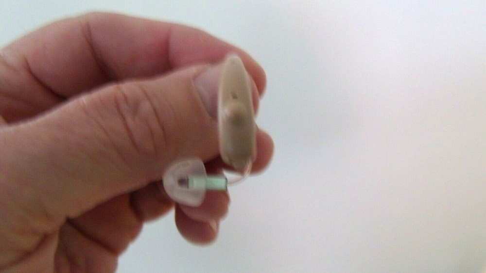 PROGRAMMABLE DIGITAL RIC mini HEARING AID RIGHT FIT severe loss 4 programs 2 mic