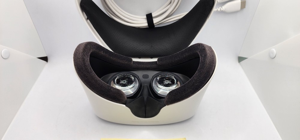 Dell Visor VR118 Wireless Virtual Reality Gaming Headset White