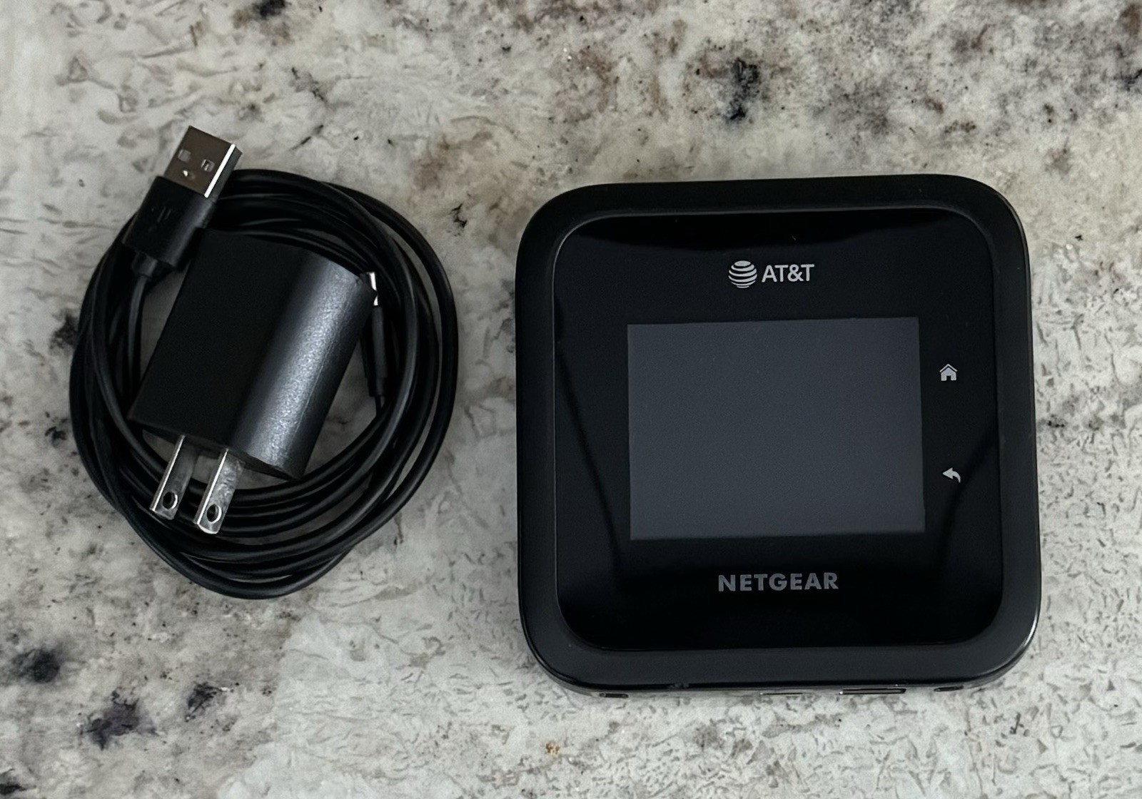 Netgear Nighthawk M6 Pro MR6500 5G Hotspot Router Black AT&T Unlocked