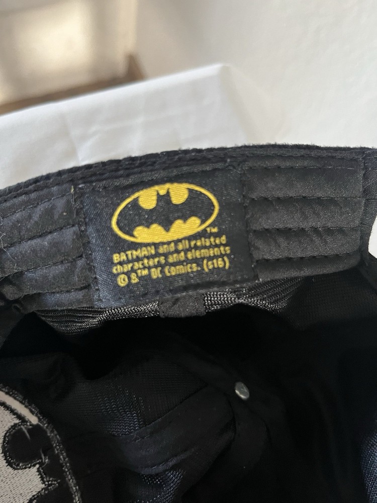 DC Comics Batman Cap Faux Suede Mint Condition [Age 14+] Adjustable Strap