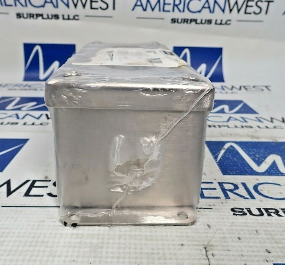 HOFFMAN E3PBSS6 SS PUSHBUTTON ENCLOSURE 3 HOLE STAINLESS STEEL