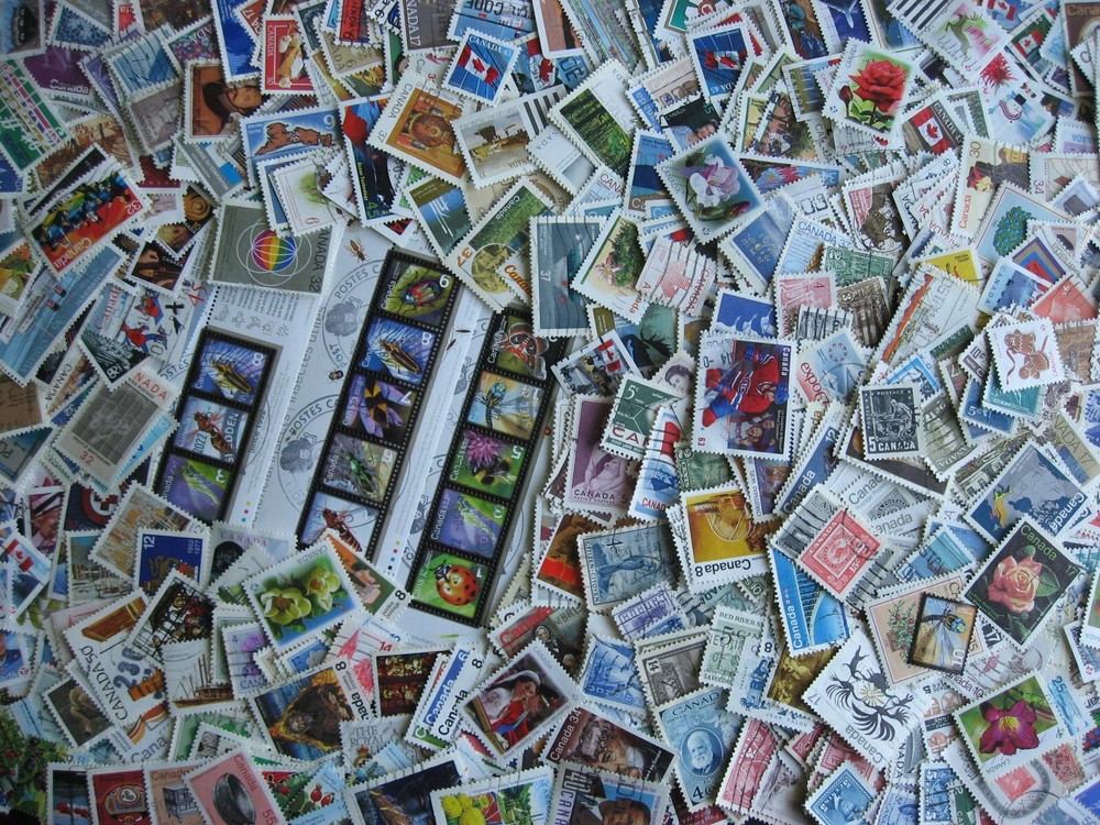 Canada collection 600 different U old-2014.Face same=reg/ex-bklt/diff perfs etc