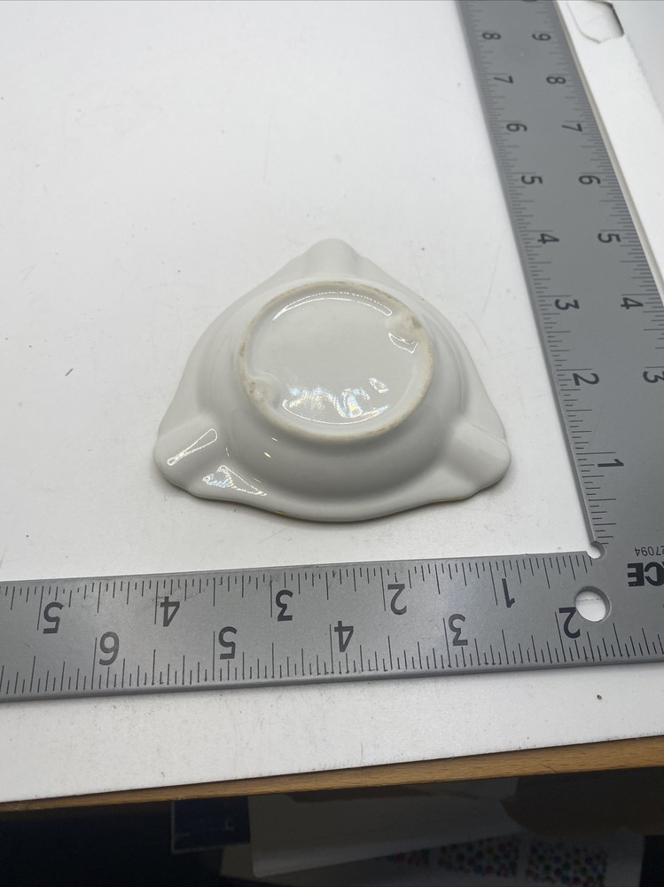 Heidelberg Germany Triangular Dish Ashtray with 3-Slots 46D-872W