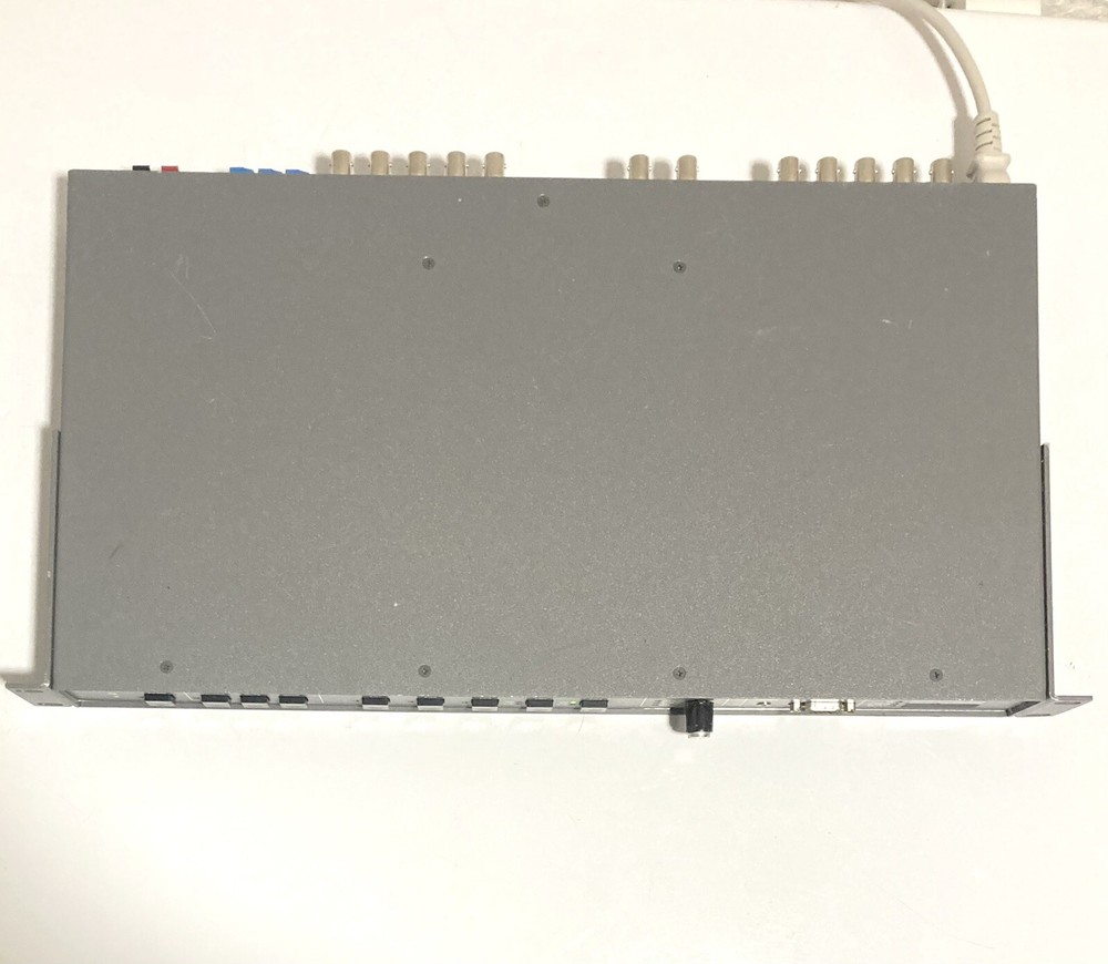 Extron System 5cr Plus I/O S-Video Computer Video Switcher (Working). Read.