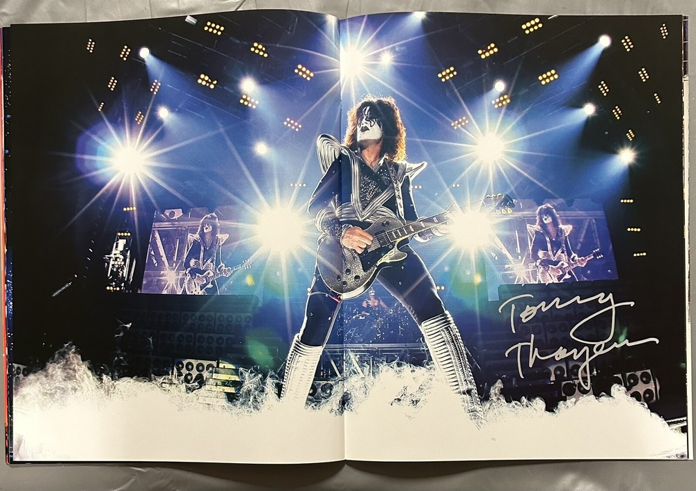 Kiss Alive 35 Sonic Boom Concert Program Tour Book Excellent Condition 11x14