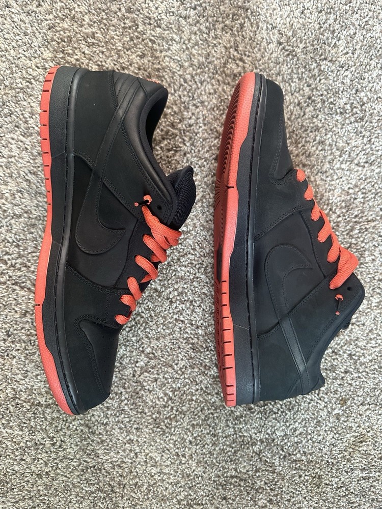 Nike SB Dunk Low Pigeon