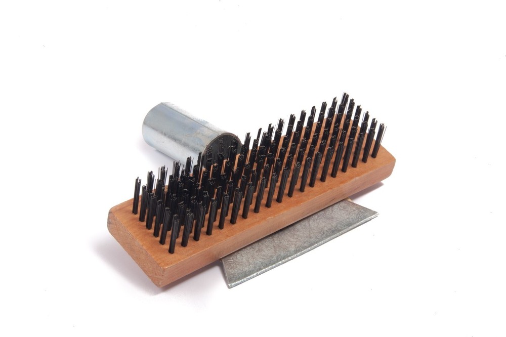 Broiler Scrub Brush w/ Scraper LOT#317