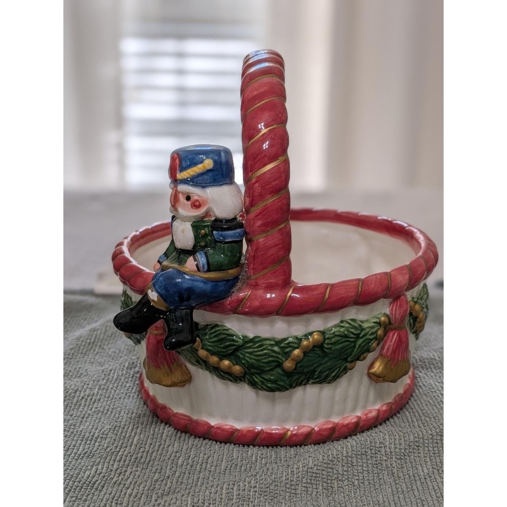 Ceramic Nutcracker Christmas Basket Candy Dish Holiday Decor 1992