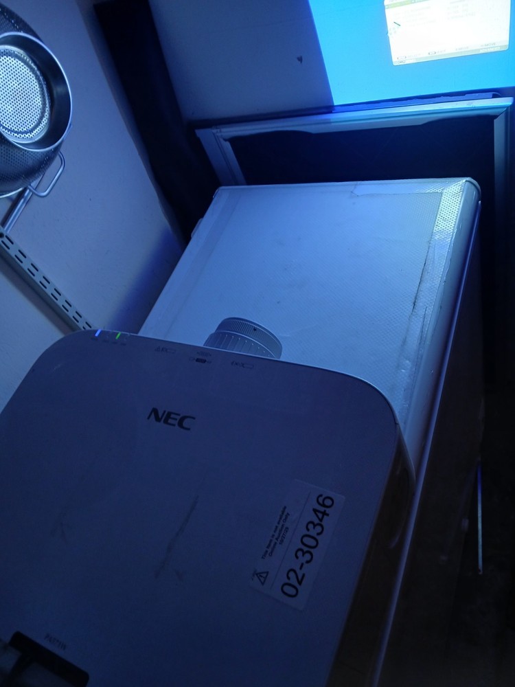 NEC NP-PA571W