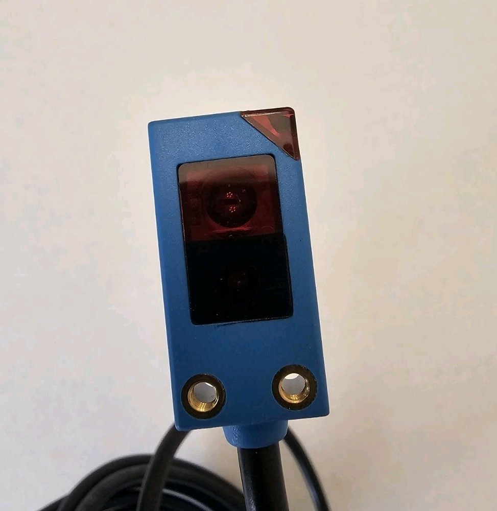 Sick WT4-2P132 Photoelectric Proximity Sensor