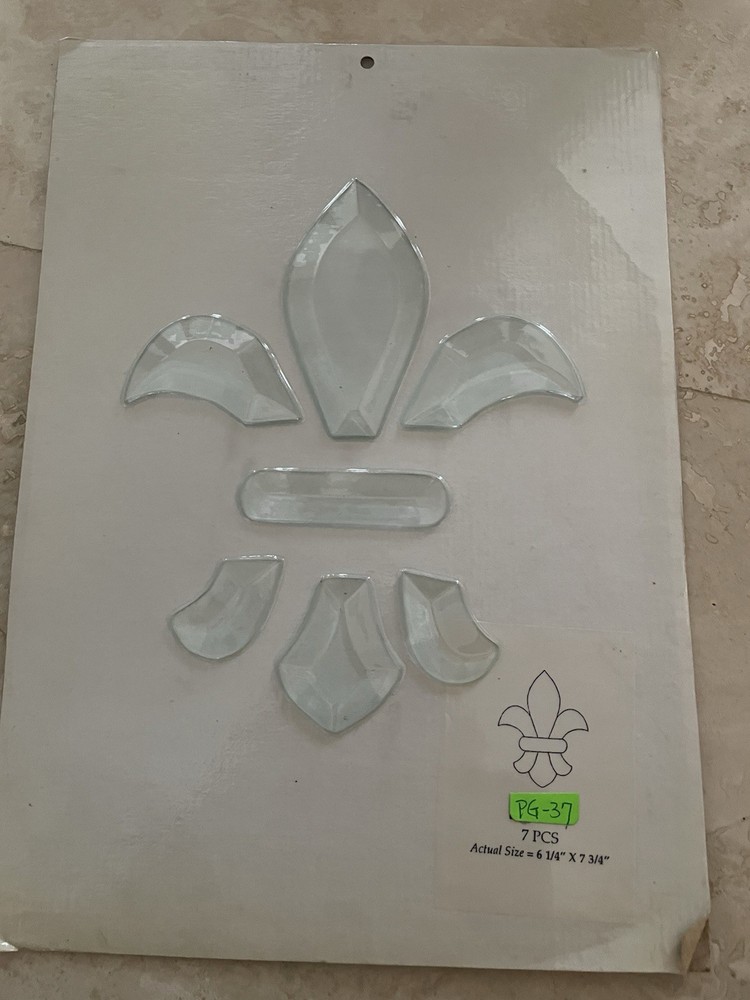 Clear Glass Bevel Cluster PG-37