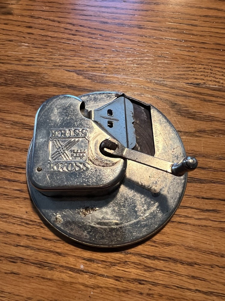 Vintage Kriss Kross Razor Blade Sharpener