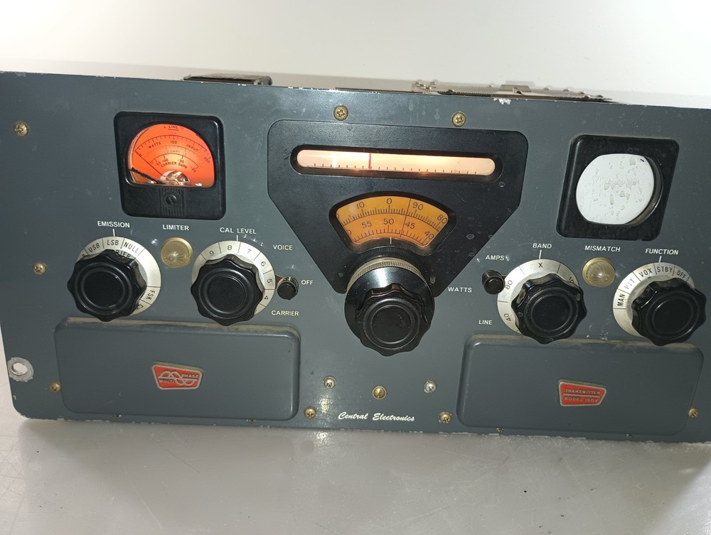 Central Electronics 100V Multiphase SSB Ham Transmitter Vintage Powers On