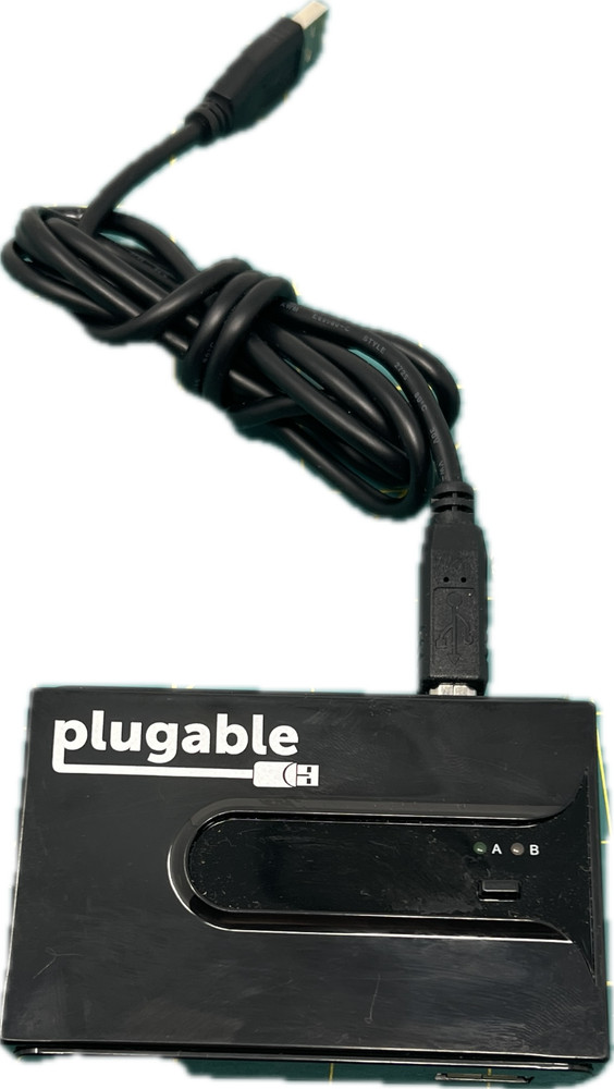 Plugable USB 2 Switch for One-Button USB Device Port Sharing Between 2 Computers