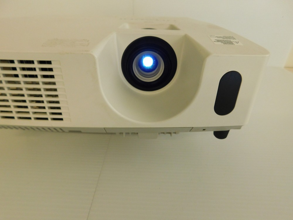 ^^ HITACHI CP-X4015WN 3LCD PROJECTOR (ASP9)